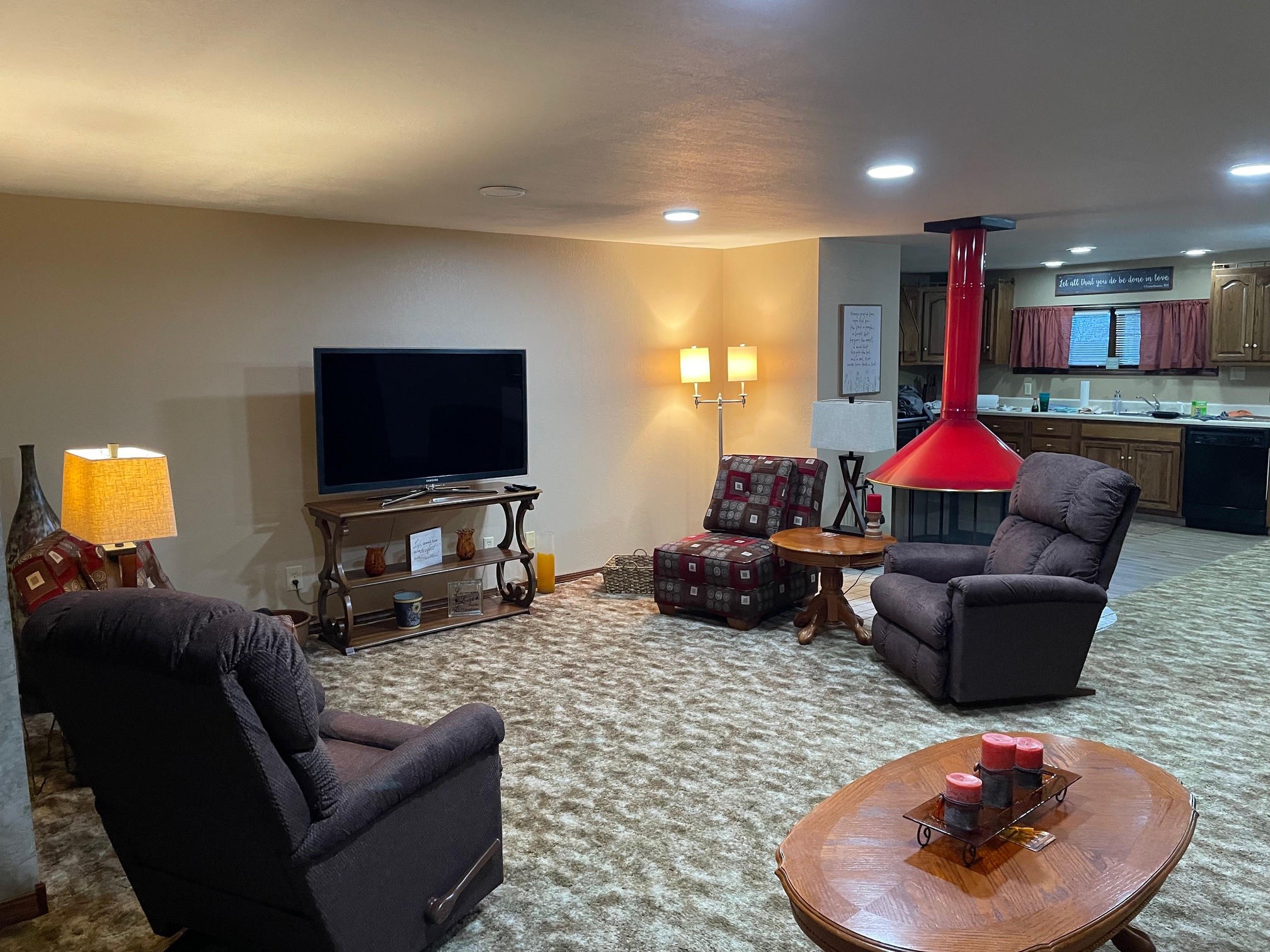 3_Living_Room.jpg